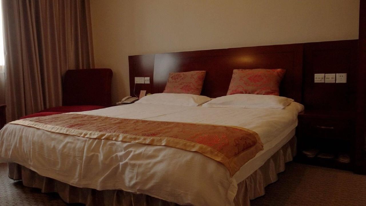 Wenhuayuan Hotel Jiaxing Exteriör bild